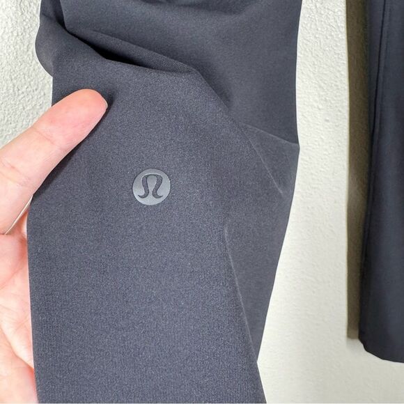 Lululemon On The Fly Crop 23" Black Size 4 Drawstring Pocket Travel W6AV6S - Picture 6 of 7